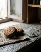 Cow Dung Cakes (Gobar k Uple)