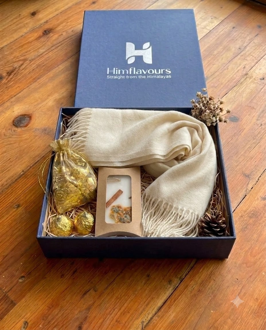 Himachali Handloom Stole Gift Box with Angora Wool Stole